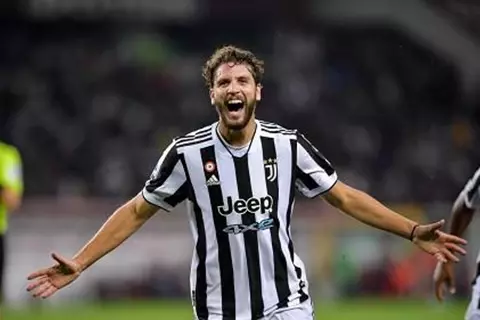 تقارير: يوفنتوس يرفض عرضًا من أهلي جدة لضم لوكاتيلي